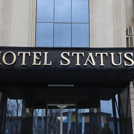 Status Hotel Qarshi Exterior foto